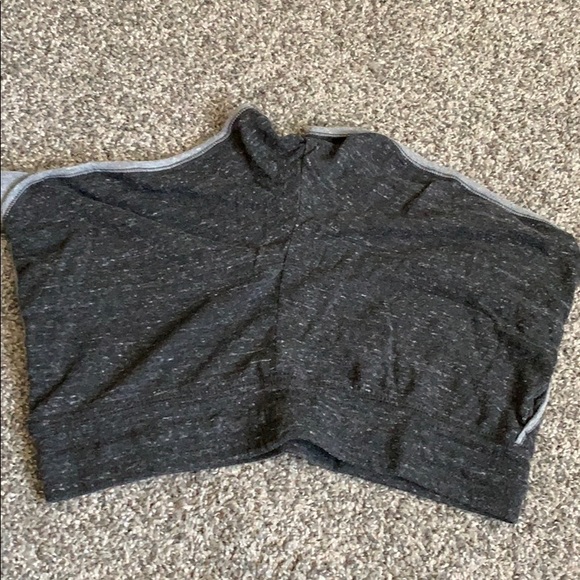 2 Pairs of Workout Shorts - Picture 5 of 5